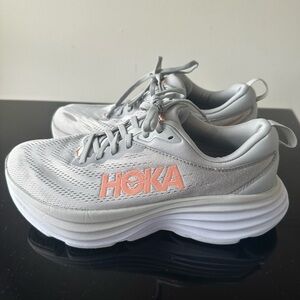 Hoka Bondi 8 Wide Women’s Gray and Pink Running Shoes